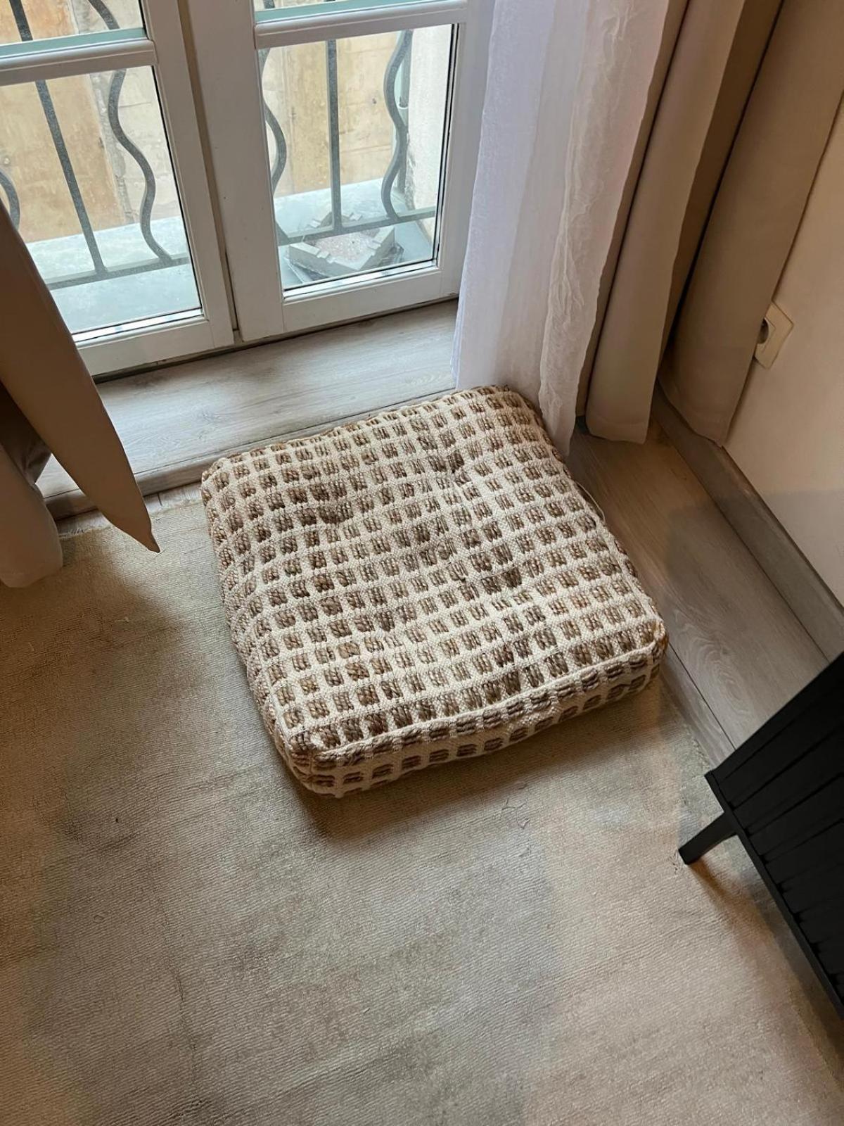 شقة Beau Loft Au Coeur De تولون المظهر الخارجي الصورة