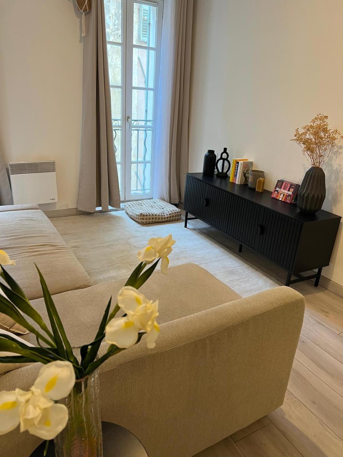 شقة Beau Loft Au Coeur De تولون المظهر الخارجي الصورة