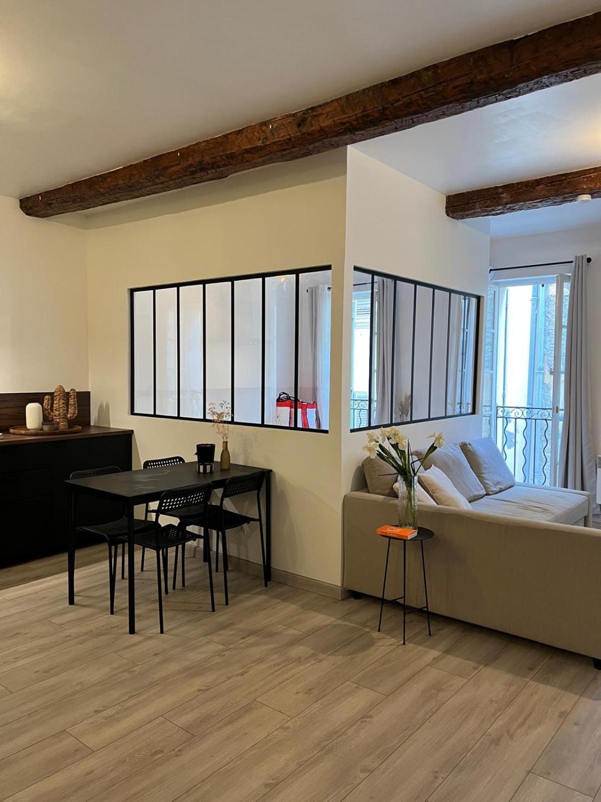 شقة Beau Loft Au Coeur De تولون المظهر الخارجي الصورة
