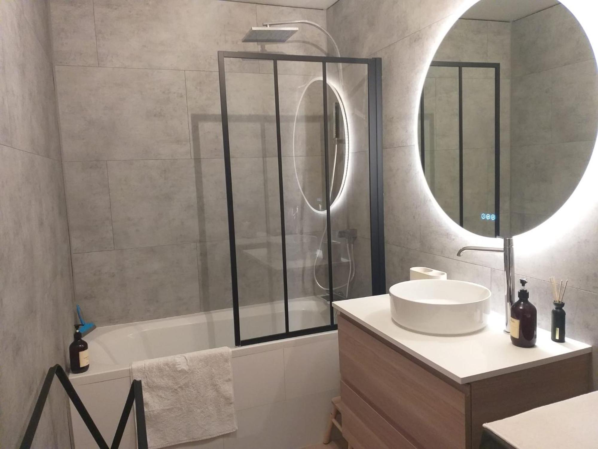 شقة Beau Loft Au Coeur De تولون المظهر الخارجي الصورة