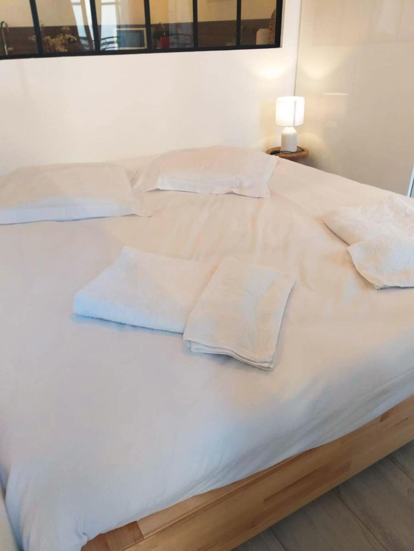 شقة Beau Loft Au Coeur De تولون المظهر الخارجي الصورة